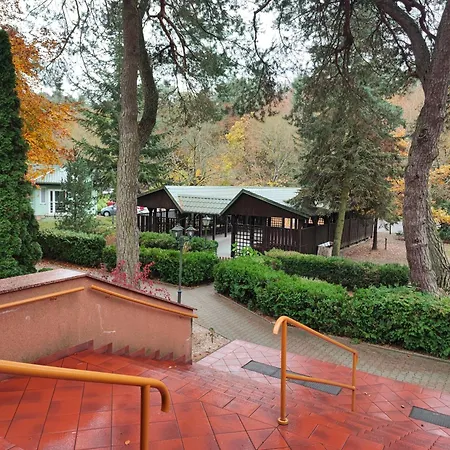 Lesny Osrodek Szkoleniowy W Puszczykowie Puszczykowo