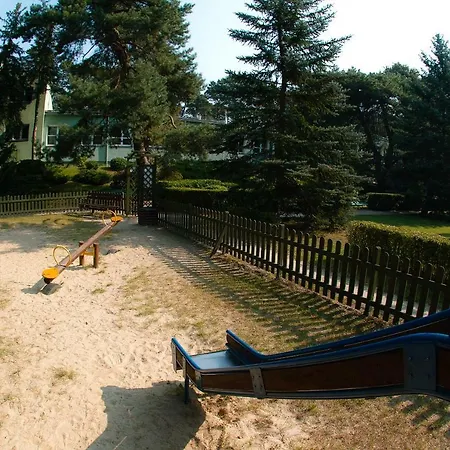 Resort Lesny Osrodek Szkoleniowy W Puszczykowie *