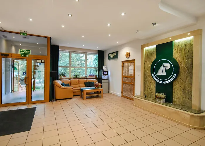 Resort Lesny Osrodek Szkoleniowy W Puszczykowie *