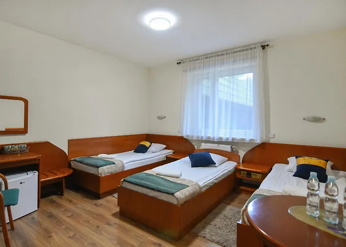 Resort Lesny Osrodek Szkoleniowy W Puszczykowie