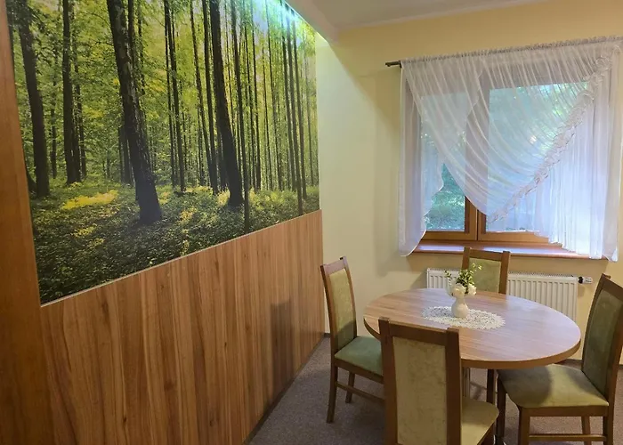 Lesny Osrodek Szkoleniowy W Puszczykowie Puszczykowo