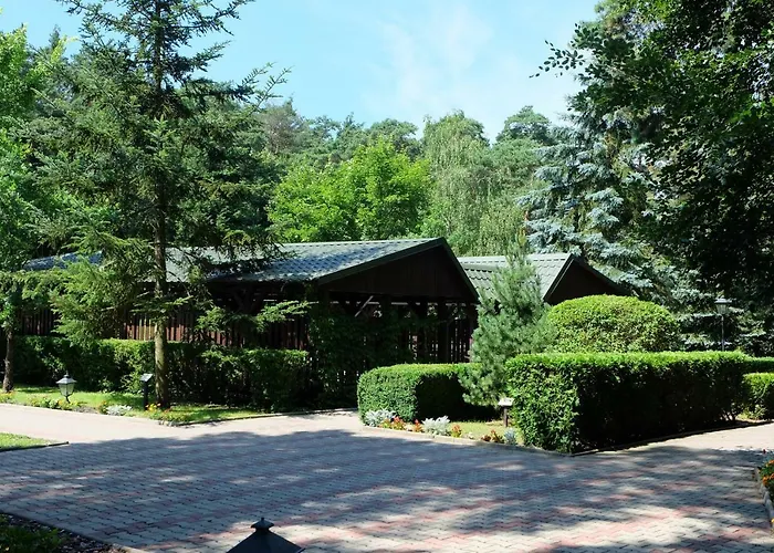 Resort Lesny Osrodek Szkoleniowy W Puszczykowie