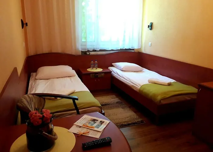 Resort Lesny Osrodek Szkoleniowy W Puszczykowie *