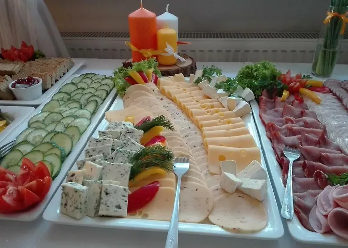 Lesny Osrodek Szkoleniowy W Puszczykowie Resort *